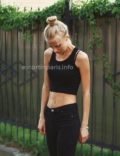 Escort Adrienne - Photo 2 №530