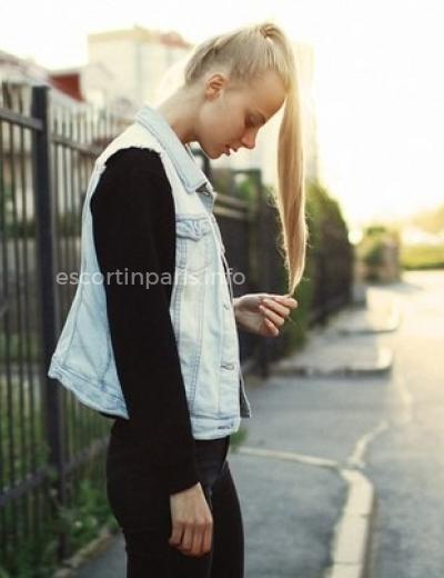 Escort Adrienne - Photo 1 №530