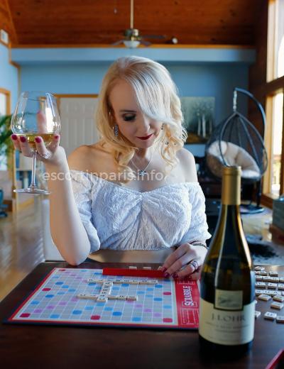 Escort Claire Carraway - Photo 10 №935